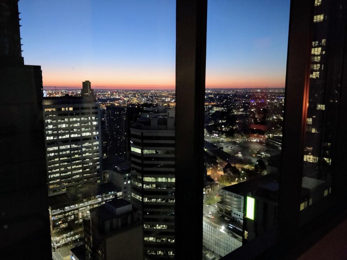 Eporo Tower Modern Apartments Melbourne Central Cbd Esterno foto